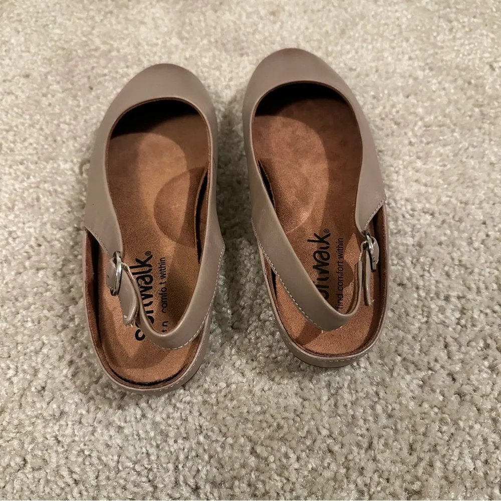 Softwalk Sandy Ballet Flats Taupe Leather 7.5 W Comfort Shoes Slingback Slip On